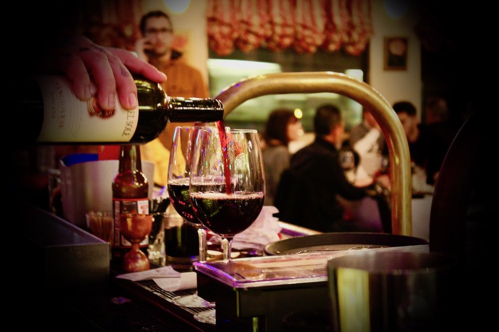 GM_Wine Pouring_bar.jpg